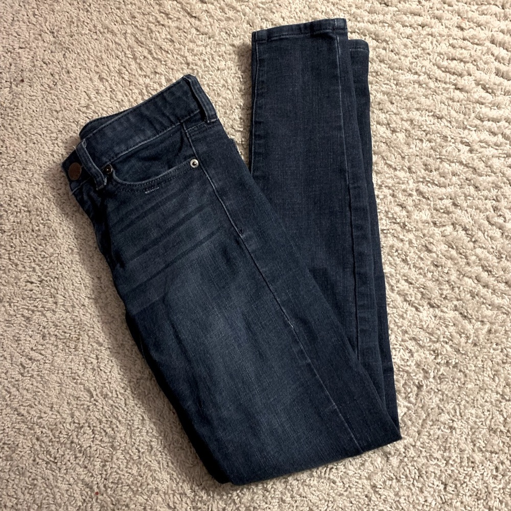 Low rise skinny jeans